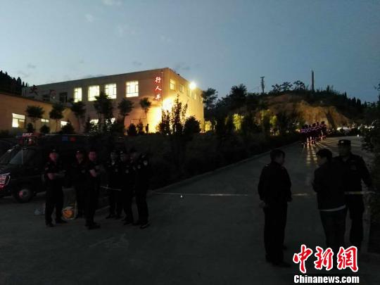 山西清徐一煤礦發(fā)生透水事故4人獲救成功升井
