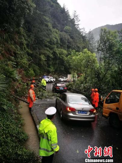 浙江遂昌持續暴雨16500余人受災