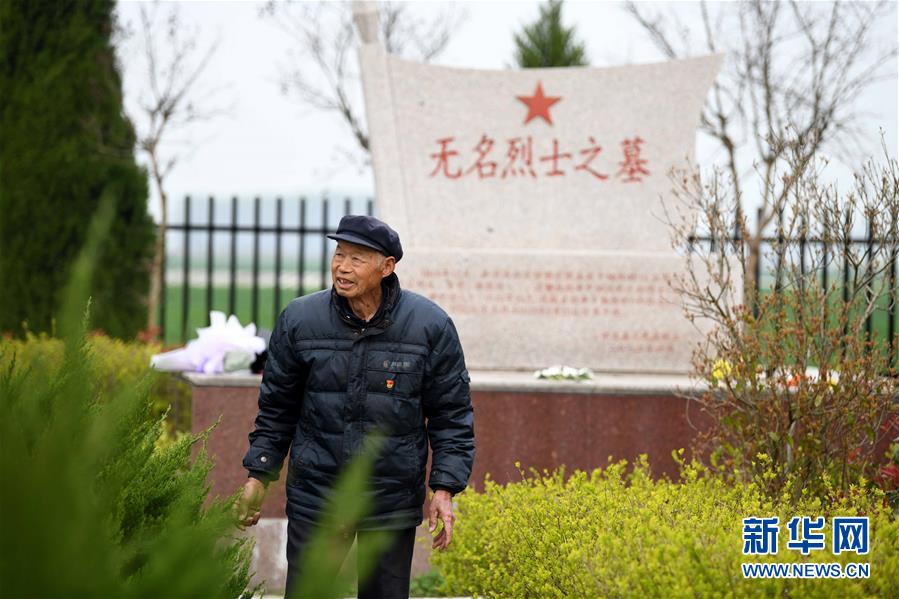 （圖片故事）（1）八旬守墓人：71年如一日守護英靈