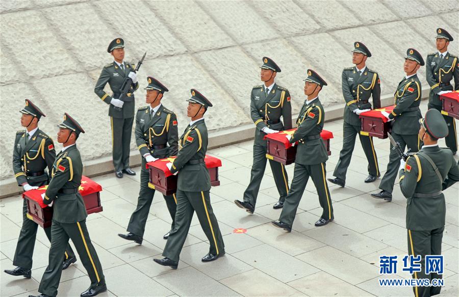 （新華全媒頭條·圖文互動）（1）祭奠，為了更好地前行