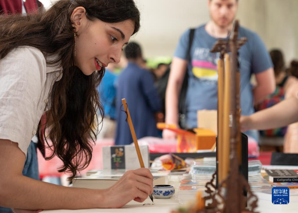 f6254f25cb09ce702cdecf27bae9453c_1129541424_16819600536351n.jpg f6254f25cb09ce702cdecf27bae9453c_1129541424_16819600536351n.jpg