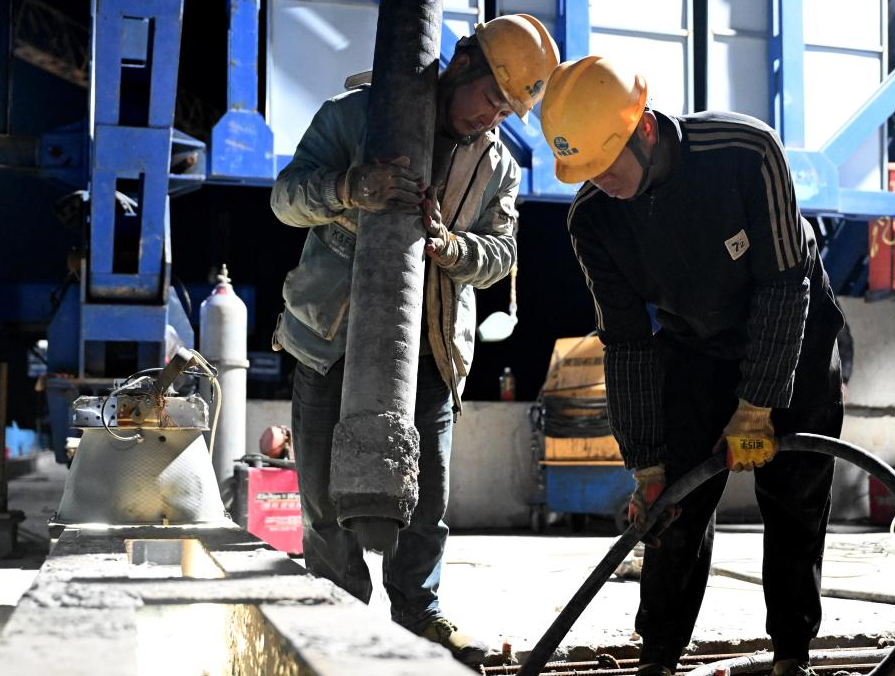 平漯周高鐵湛葉舞特大橋連續梁合龍