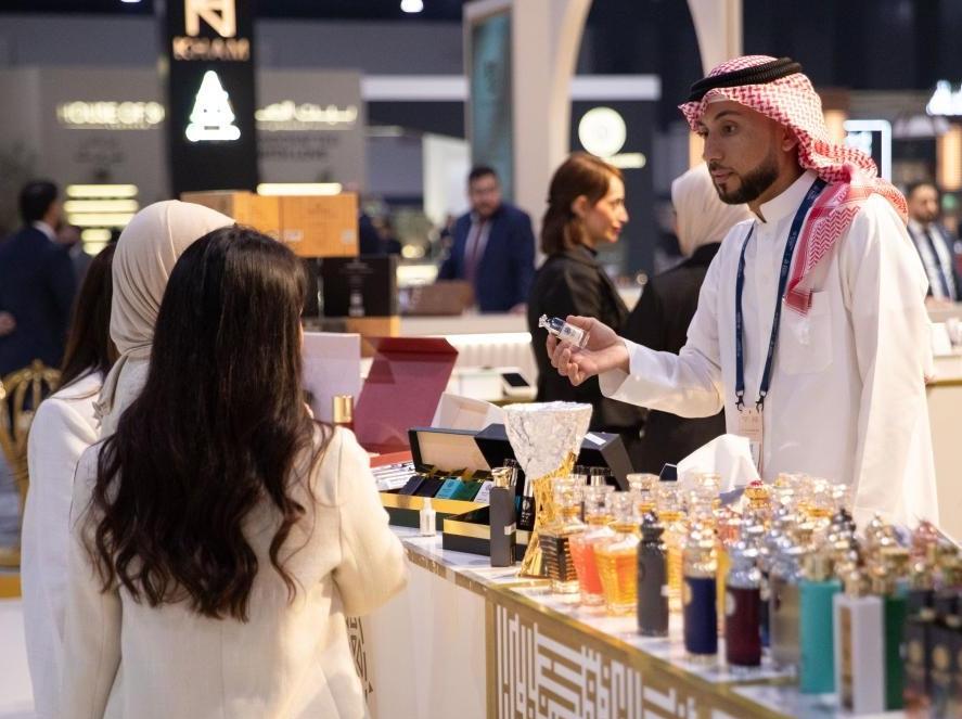 巴林舉辦大型香水展