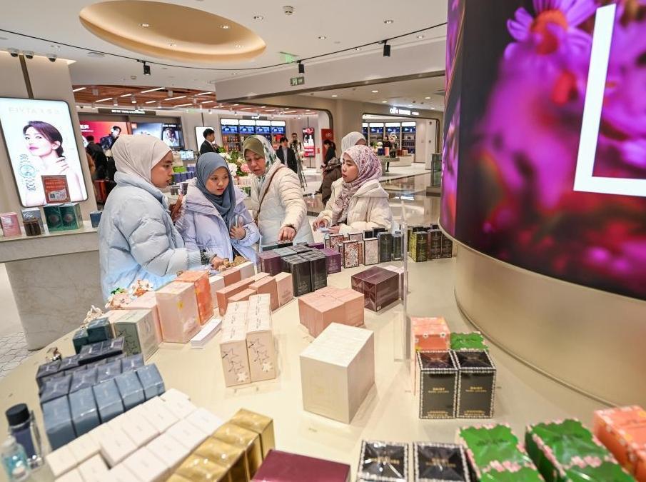 我國西北首家市內免稅店在西安正式開業