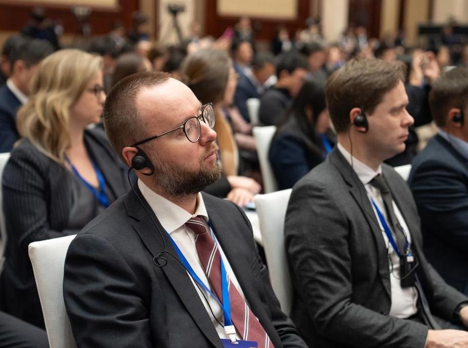 中亞經濟合作天山論壇共話區域繁榮發展