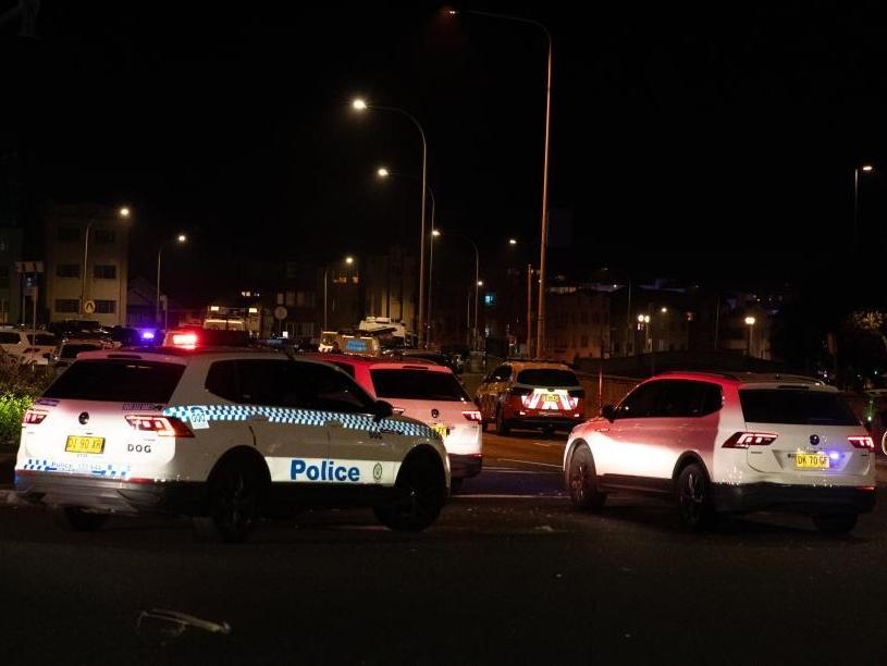 澳大利亞悉尼邦迪灘槍擊事件已致12人死亡　被定為恐怖襲擊