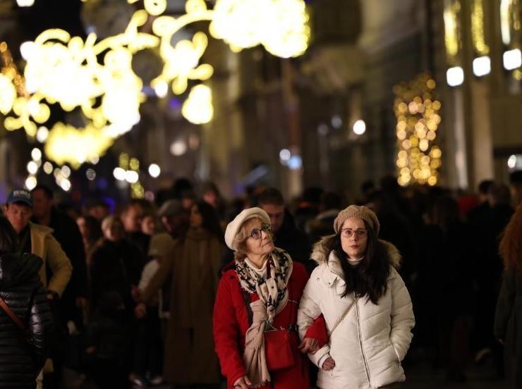 彩燈點亮羅馬地標