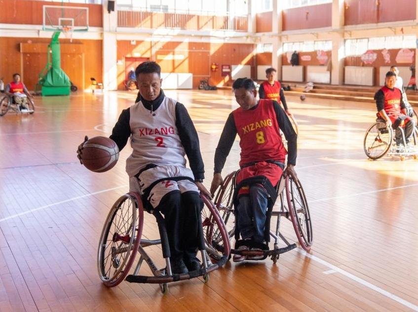 有愛無礙 暖心守護(hù)輪椅上的熱愛