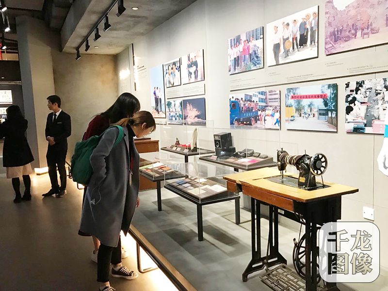中國(guó)首家以“改革開放”為主題的博物館面向公眾開放，近500件展品還原出最真實(shí)的時(shí)代記憶。圖為深圳蛇口改革開放博物館.。千龍網(wǎng)記者 查甜甜攝jpeg