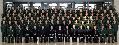 孟建柱：改進警衛工作形式減少對人民群眾影響