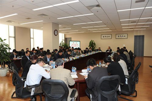 王毅：外交官并不是官而是人民勤務員