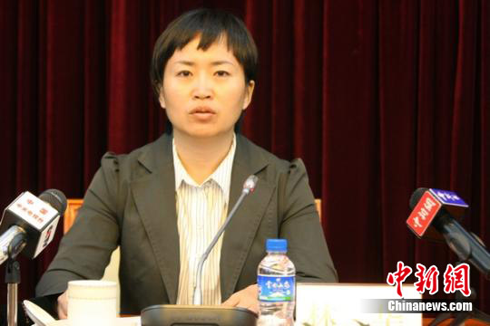 云南東川區(qū)政府就“牛奶河”事件公開道歉（圖）