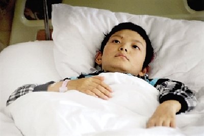 12歲患白血病男孩寫“遺書” 稱不忍看父母借錢