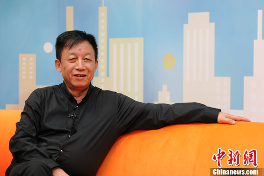 易中天重寫中華史被指“精神病”回應：老了更要折騰