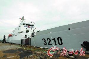 由漁政310船涂裝完成的海警3210船。 記者顧展旭 攝
