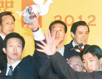 揭秘臺灣特勤訓練：“大內(nèi)高手”半空攔鞋（圖）