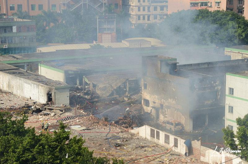 鞋廠倉庫爆炸現場。田偉 攝
