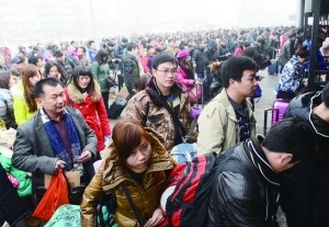 鐵路春運首日：全國高速公路網未發生嚴重擁堵