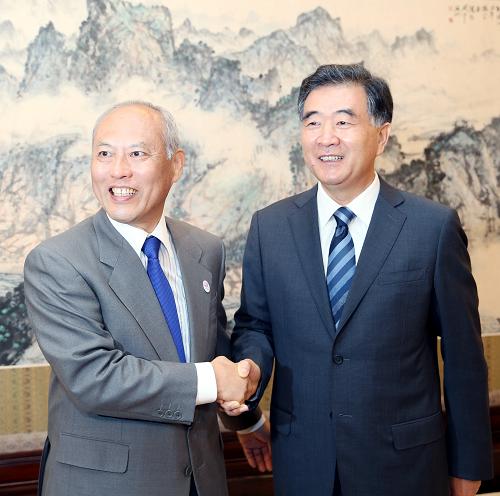 日媒：東京都知事訪問中國帶走“沉重禮物”