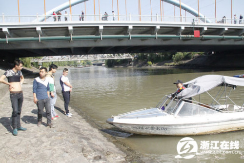 小夫妻吵架雙雙投河丈夫爬上岸妻子不見蹤影（圖）