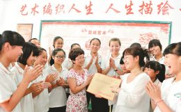 李克強回信山西中學師生憶30年前到訪情景（圖）