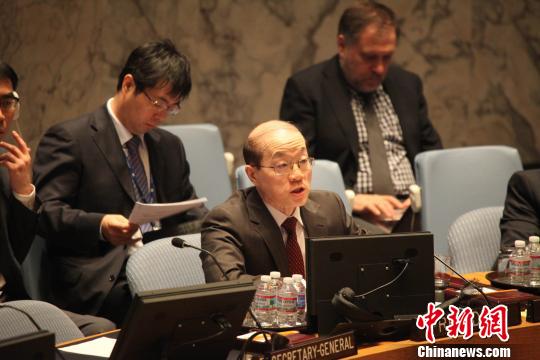 中國代表作為安理會主席主持審議索馬里局勢
