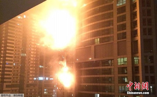 迪拜摩天住宅樓大火被撲滅當局稱無人員傷亡
