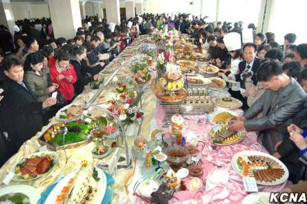 朝鮮料理節展出各式特色料理廚師現場表演（圖）