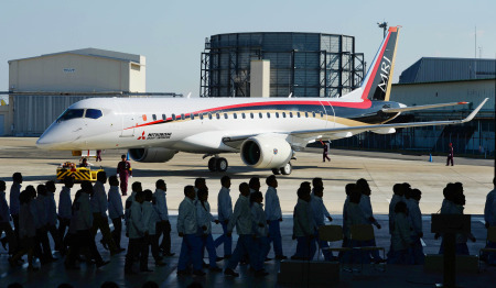 故障多存隱患日本首款國產(chǎn)客機試飛遭推遲（圖）