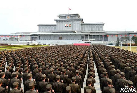 朝鮮舉行誓師大會紀念金日成誕辰鳴響21發禮炮