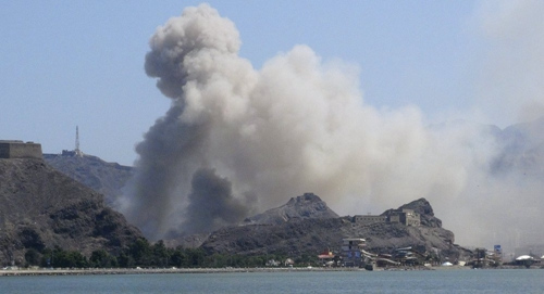 沙特空軍空襲也門北部城市致33名平民身亡