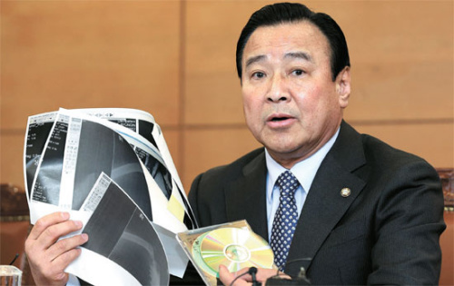 韓總理被卷貪腐案行賄名單韓政治運(yùn)作幾陷癱瘓