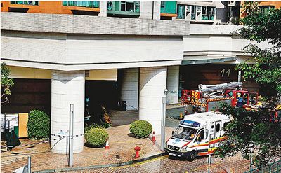 女子疑不堪工作壓力家中跳樓母親悲痛欲絕（圖）