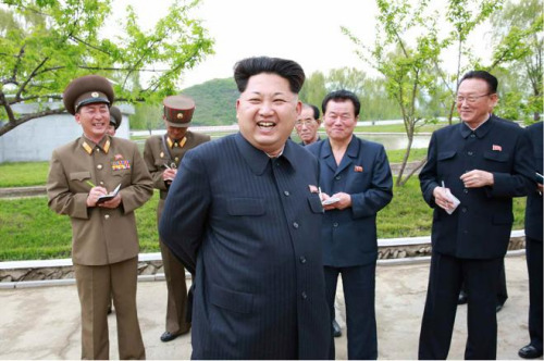 金正恩視察新昌養魚場對養魚場環境表滿意（圖）