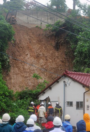 日本九州地區暴雨避難者增至34萬失蹤者已尋回