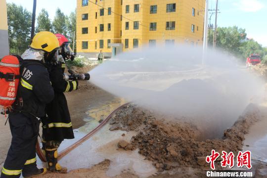 天然氣管道被挖斷新疆阿勒泰1.8萬余用戶用氣受影響