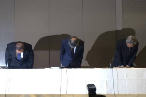 東芝高層正式就財務丑聞道歉新社長走馬上任