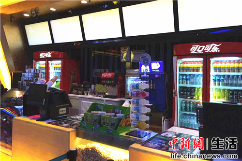 飲料進電影院后售價翻3倍消費者嫌影院食品太貴