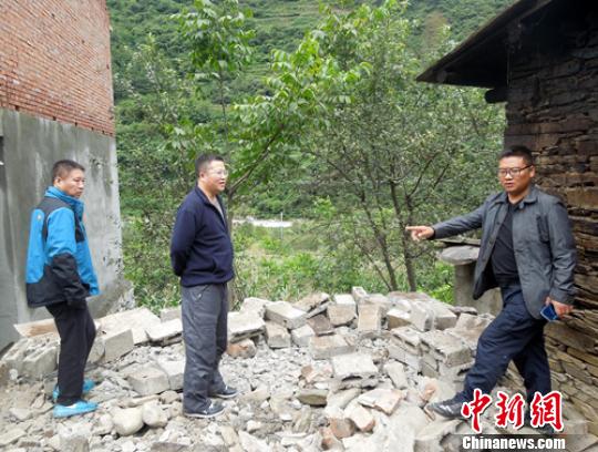 四川九龍縣3.7級地震造成460戶受災部分房屋受損