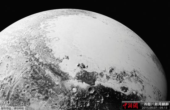 NASA展冥王星新圖像高山沙丘浮冰地貌多變（圖）
