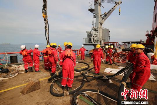 韓國“世越號”沉船打撈首階段任務(wù)完成