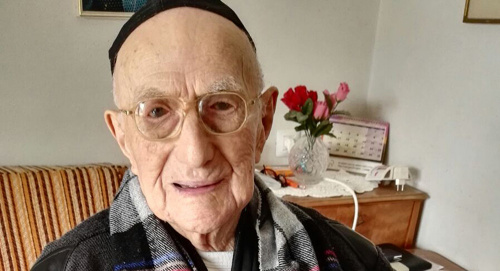 全球最年長男性112歲稱“不知道長壽的秘密”