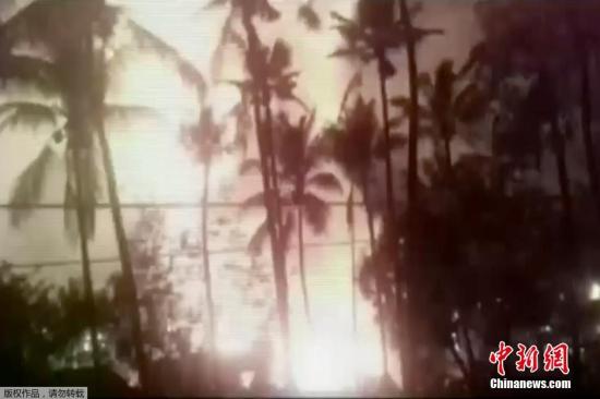 印度西南喀拉拉邦(Kerala)一印度教寺廟(Puttingal Temple)當(dāng)?shù)貢r(shí)間4月10日凌晨起火，目前已造成80人死亡，超過200人受傷。據(jù)最新消息，該寺廟內(nèi)火勢(shì)已被控制。據(jù)悉，喀拉拉邦將于4月14日慶祝毗濕奴節(jié)，此次火災(zāi)恰恰發(fā)生在節(jié)日前幾天。