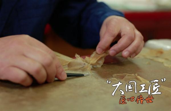 大國(guó)工匠|我在故宮修文物 一生只為一事來(lái)
