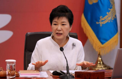 韓媒：樸槿惠將會(huì)見朝野國(guó)會(huì)代表議論民生問題