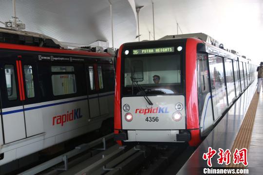 中車株機研制的輕軌列車牽引線路開通。　劉俊杰 攝