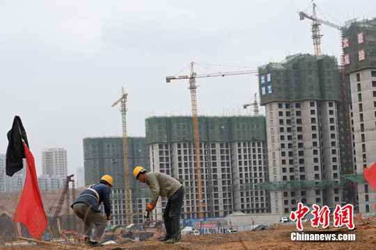 國辦：城鎮(zhèn)建設(shè)用地增加與吸納農(nóng)業(yè)轉(zhuǎn)移人口落戶掛鉤