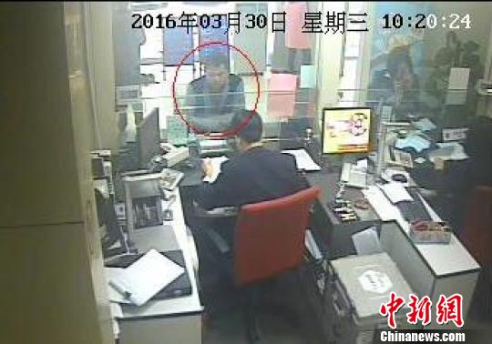 浙江警方偵破特大電信詐騙案抓獲犯罪嫌疑人18名