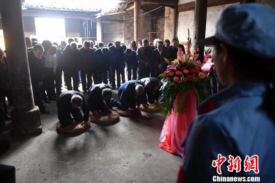 革命英烈魂歸客家祖祠：“他們盡忠，我們盡孝”