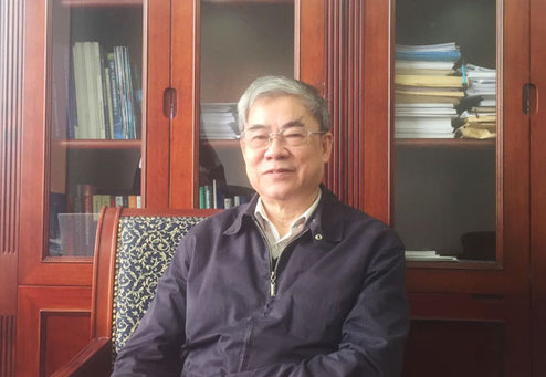 鄔賀銓：我國移動互聯(lián)網態(tài)勢良好 核心技術需突破